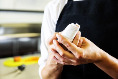 Injuries common among restaurant workers