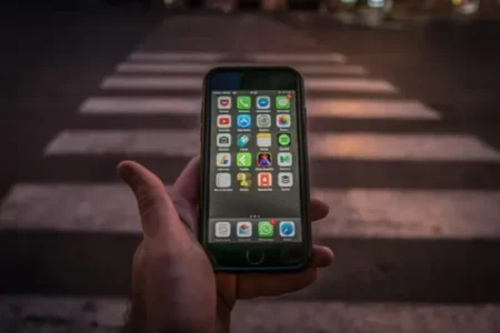 How Cellphone Distraction at Work Can Affect Your Injury Claim